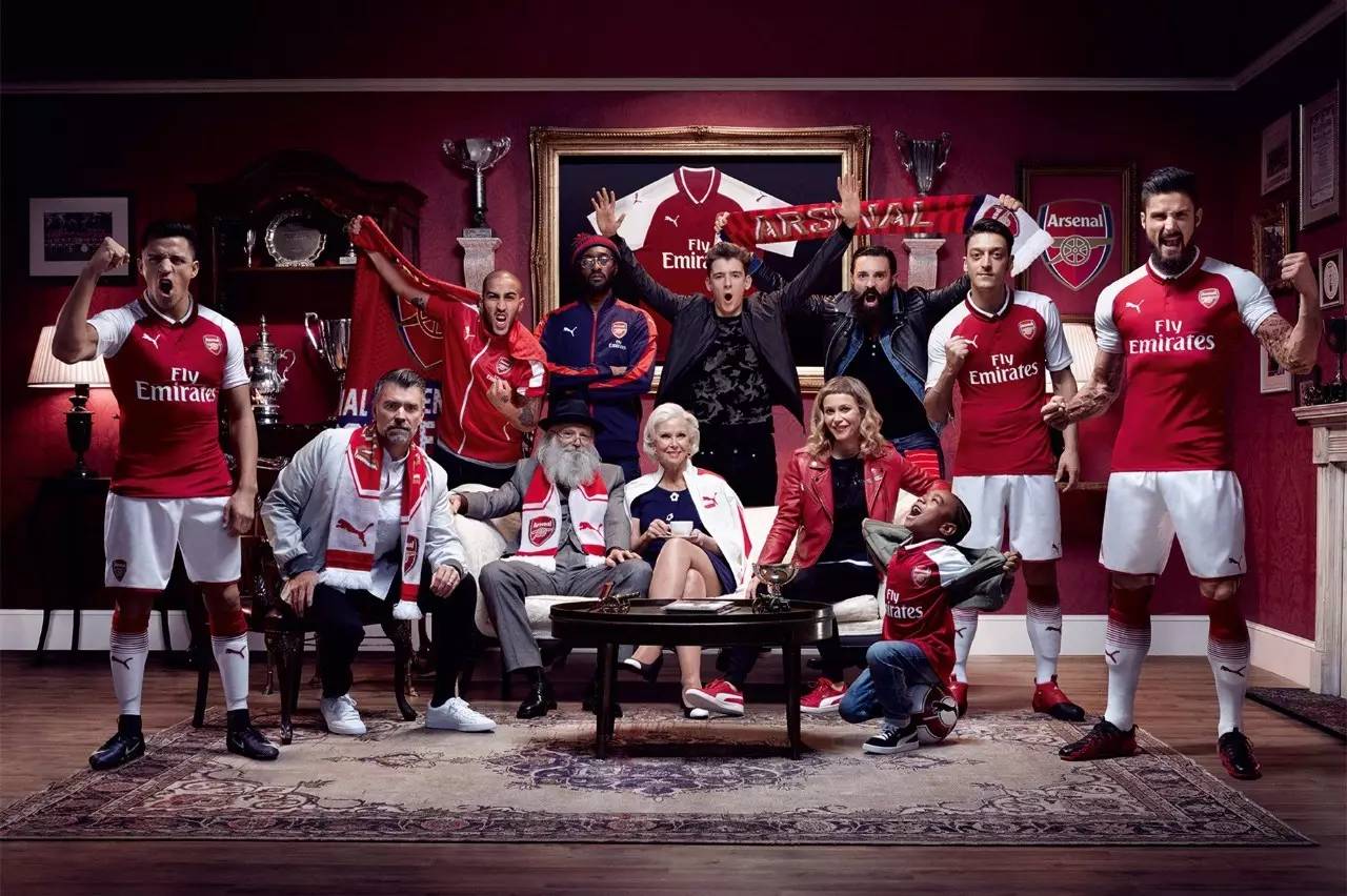 那不勒斯连扳两城2-2维罗纳，麦克托米奈、迪洛伦佐破门