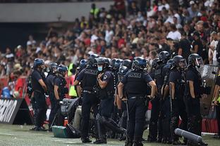 电竞与城市文化双向赋能，弈士齐聚成都掀打卡热潮