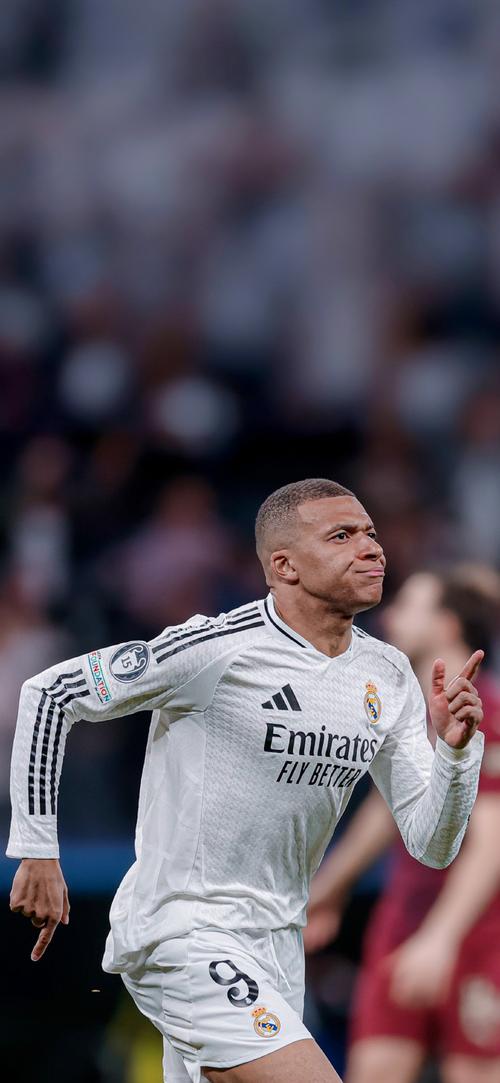 辽宁男篮官宣外援补强 媒体人评周琦难当球队核心 张庆鹏帅位危矣