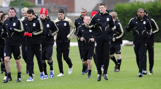 中超-徐新妙传古斯塔沃双响 上海海港3-1深圳新鹏城