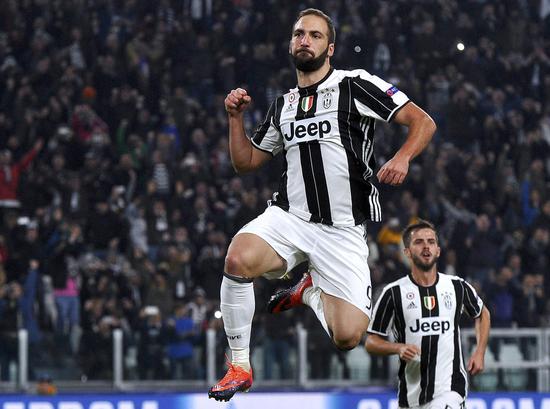 杜兰特怒摔水杯引发连锁反应，球队士气焕然一新