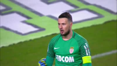 游泳赛事多项纪录被刷新