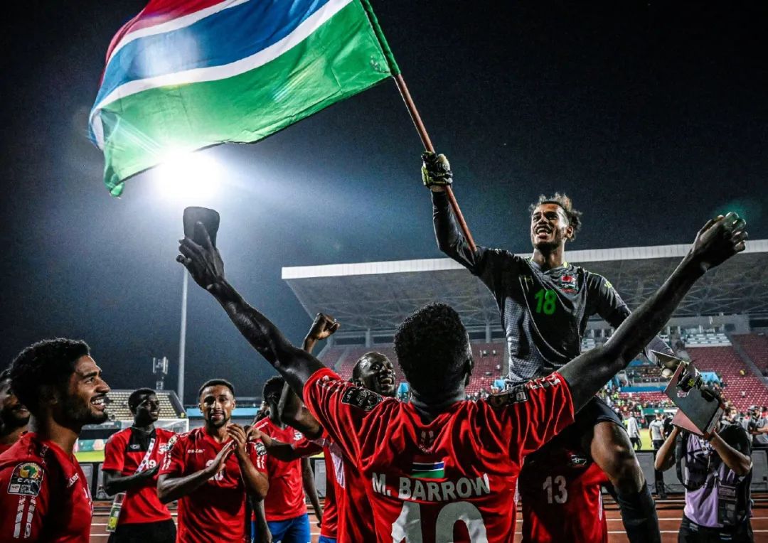 中外奶牛养殖差距多大？看单头奶牛年产奶量，你绝对想不到！