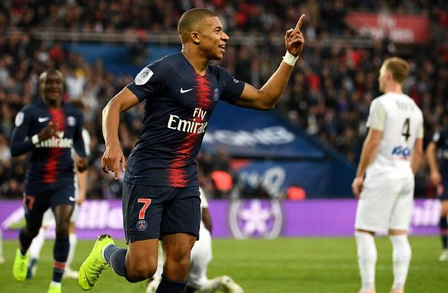 《怪物猎人：崛起》牙兽“青熊兽”介绍 屑猎人被熊虐